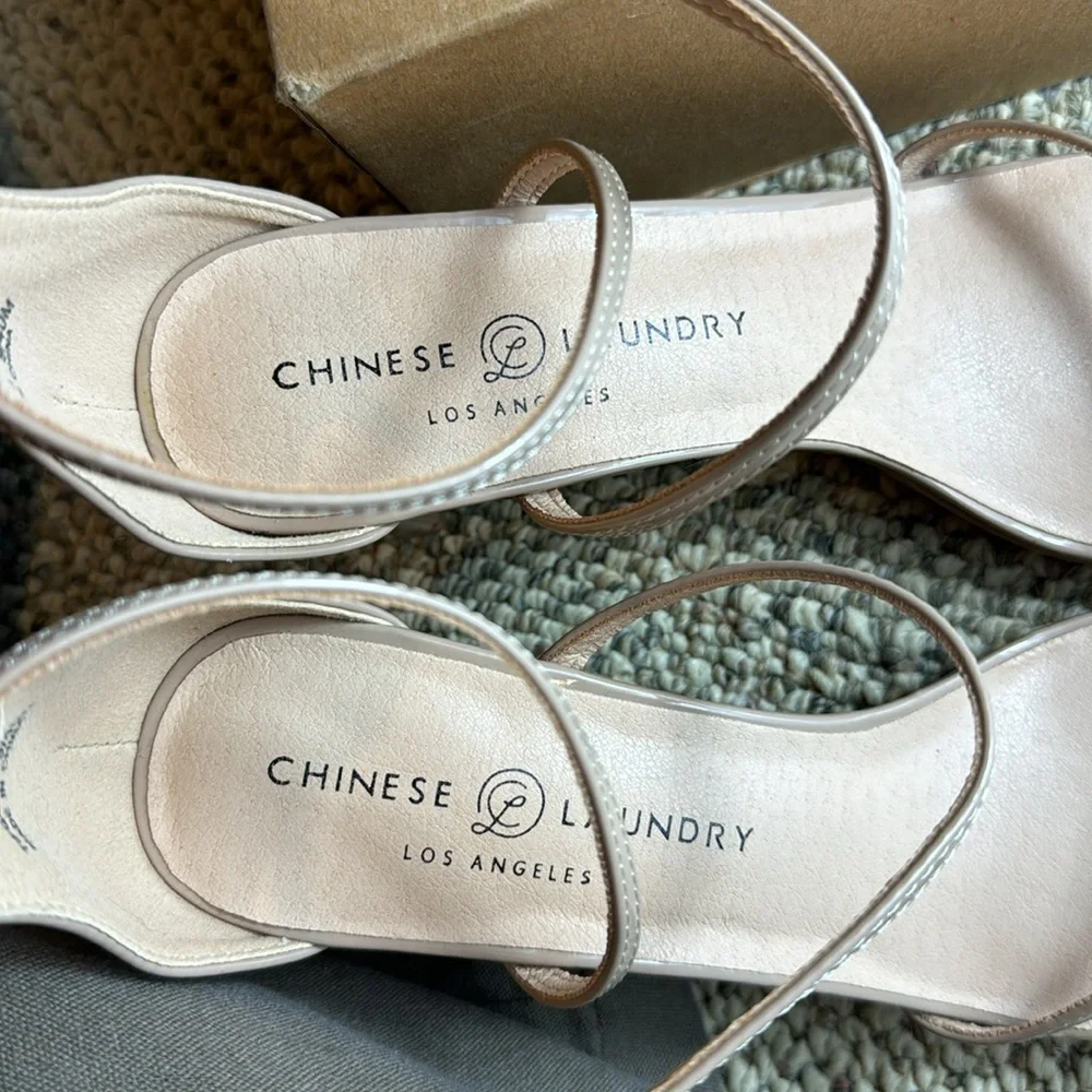 NWOT - Chinese Laundry Women's Heeled Sandal, Beige, Size 9 - Picture 13 of 14